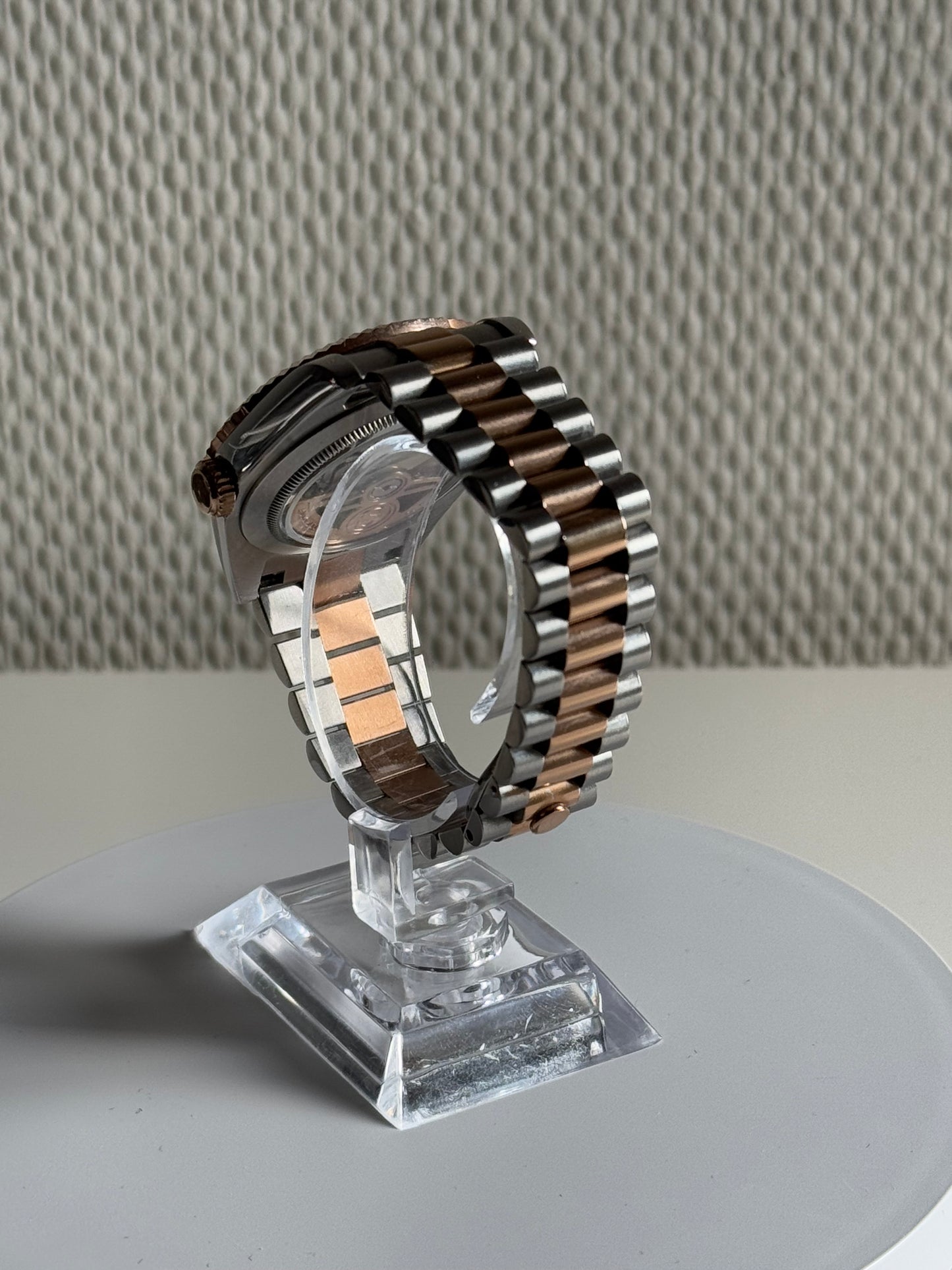 Seikojust duo tone rose gold